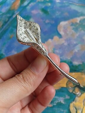 Vintage Napier Calla Lily Brooch 💫
